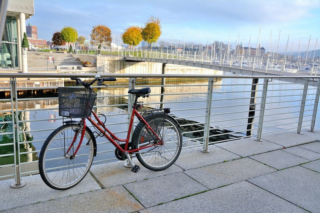 Moyens de transport les plus économiques : voiture, moto, vélo